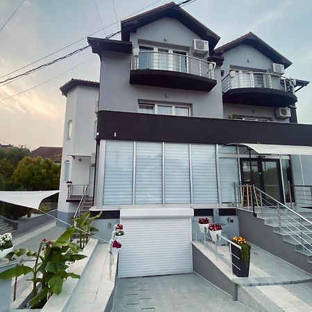 Greenhill Apartments Kumanova Dış mekan fotoğraf